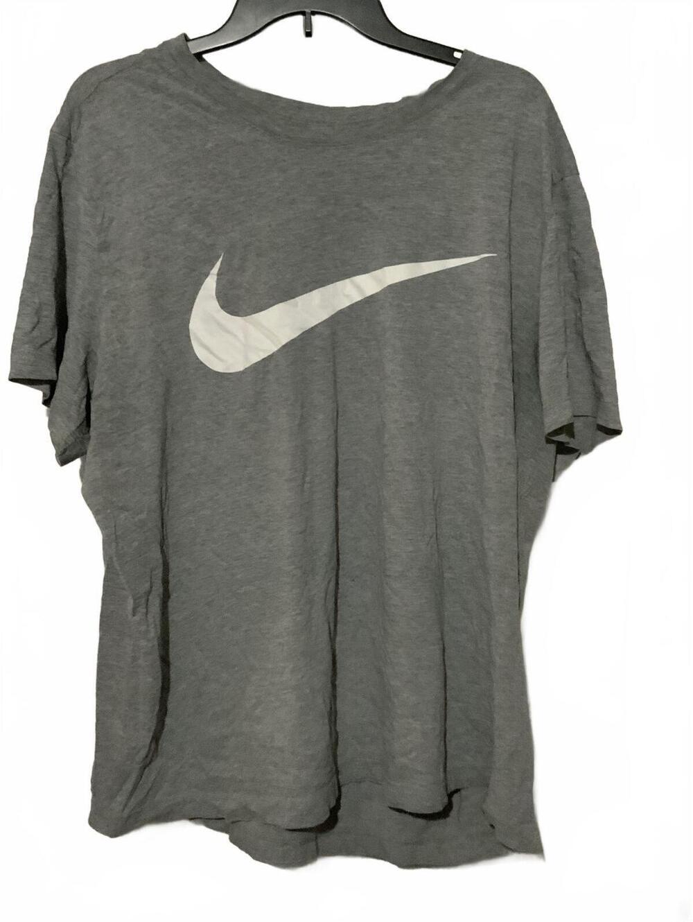Nike Gray Short Sleeve T-Shirt with White Swoosh Logo